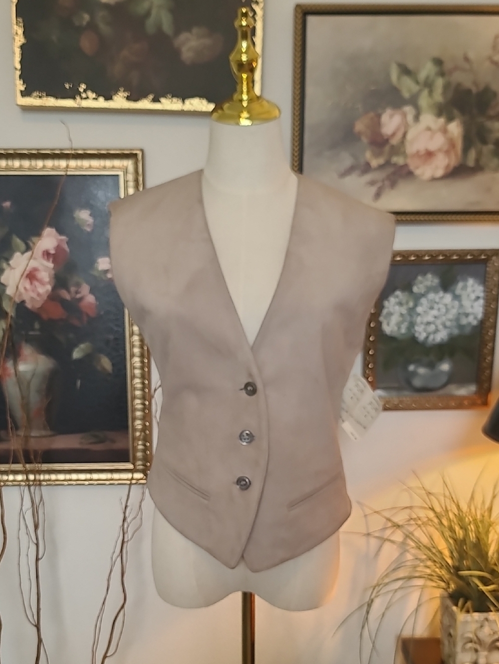 Anne Klein II Neiman Marcus Taupe Suede Vest Vintage New Stock
